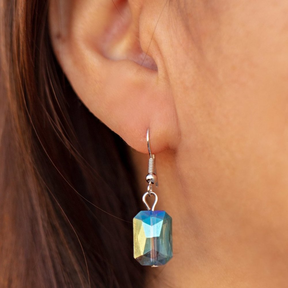 Heard It On The HEIR-Waves - Blue Necklace - Picture 2 of 4